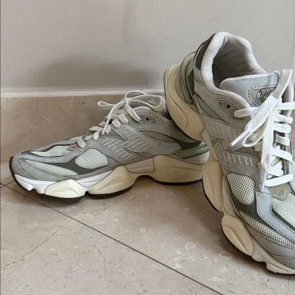 New balance 9060 women’s size 8 - Picture 5 of 8